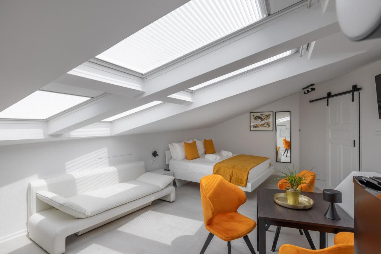 Miracolo Di Mare Golden House Bed & Breakfast Пиран Екстериор снимка